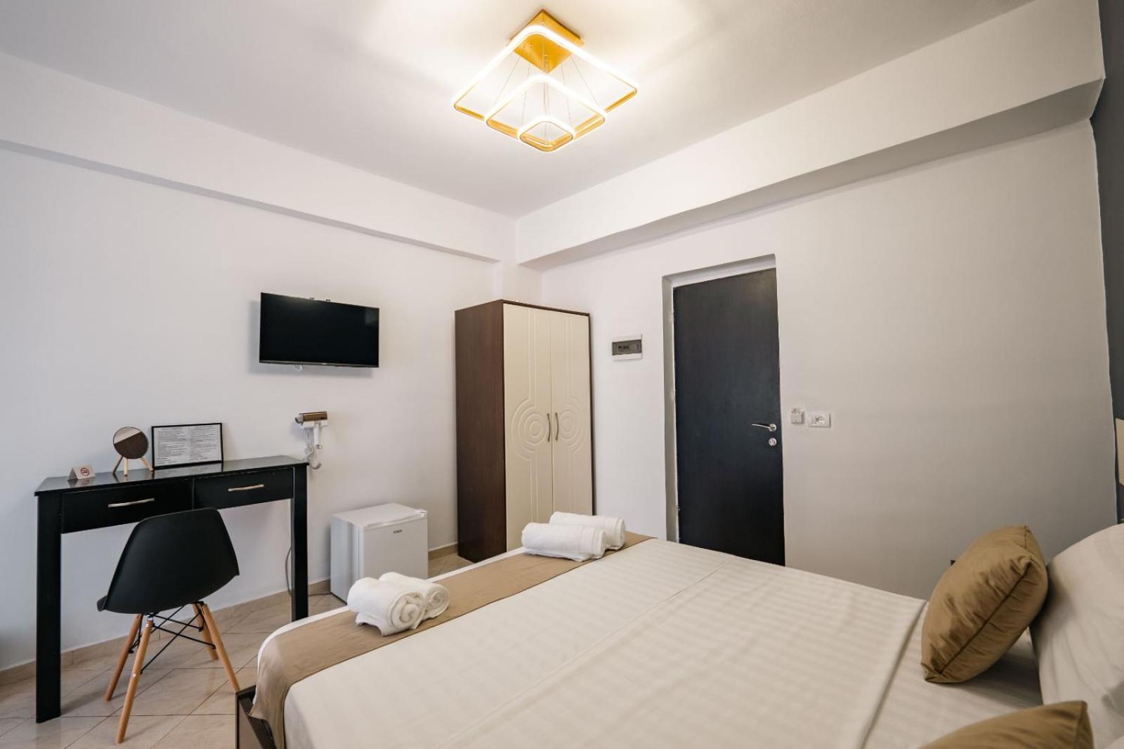 Elio's Hotel 3*