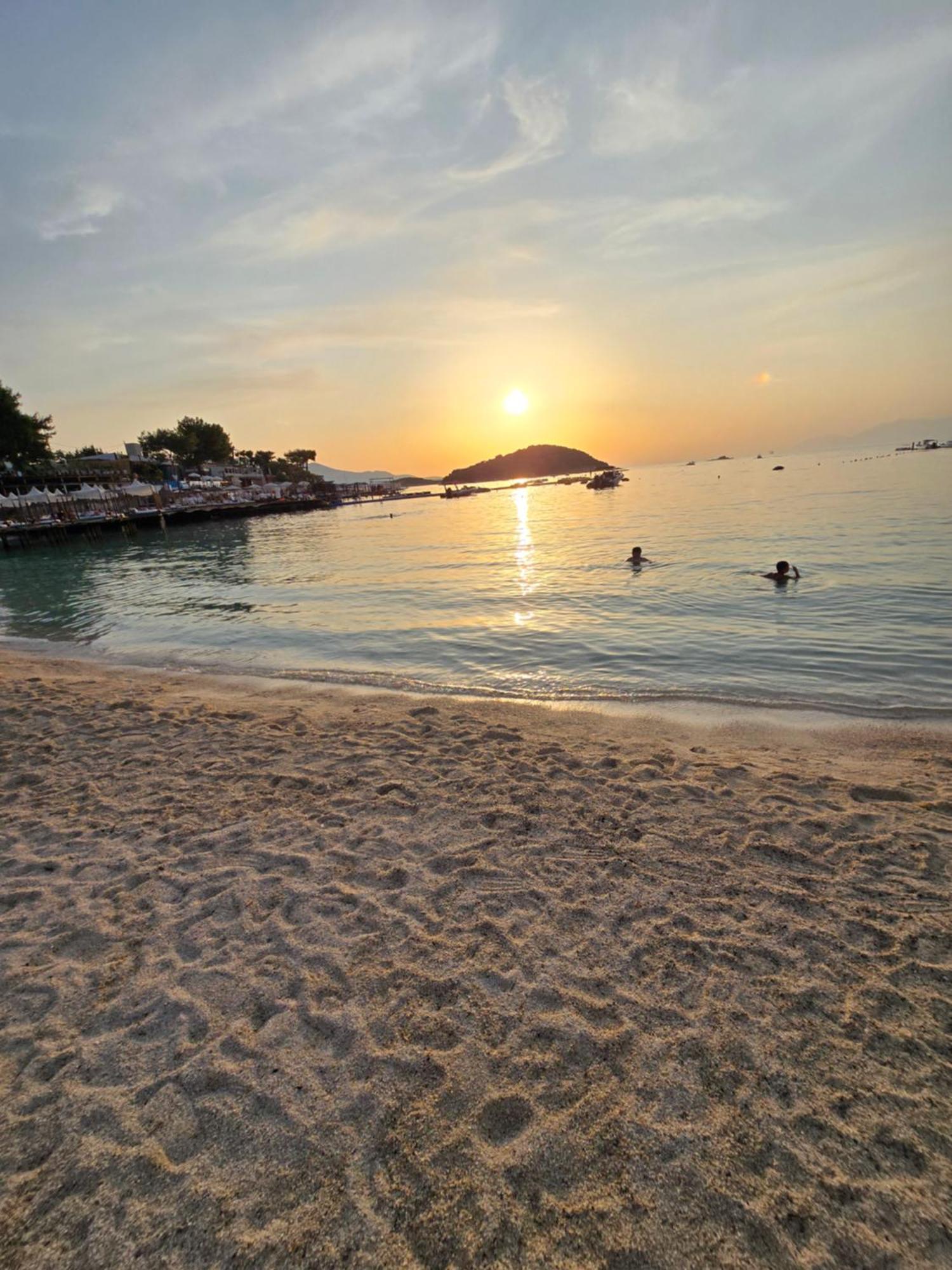 Elio's Ksamil